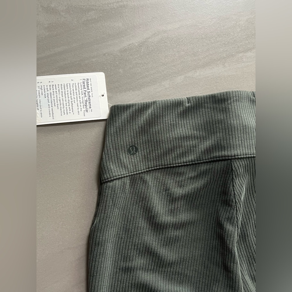 NWT Lululemon Ribbed Softstream Flared Pants NWT - image 4
